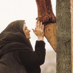 mary_foot_of_cross